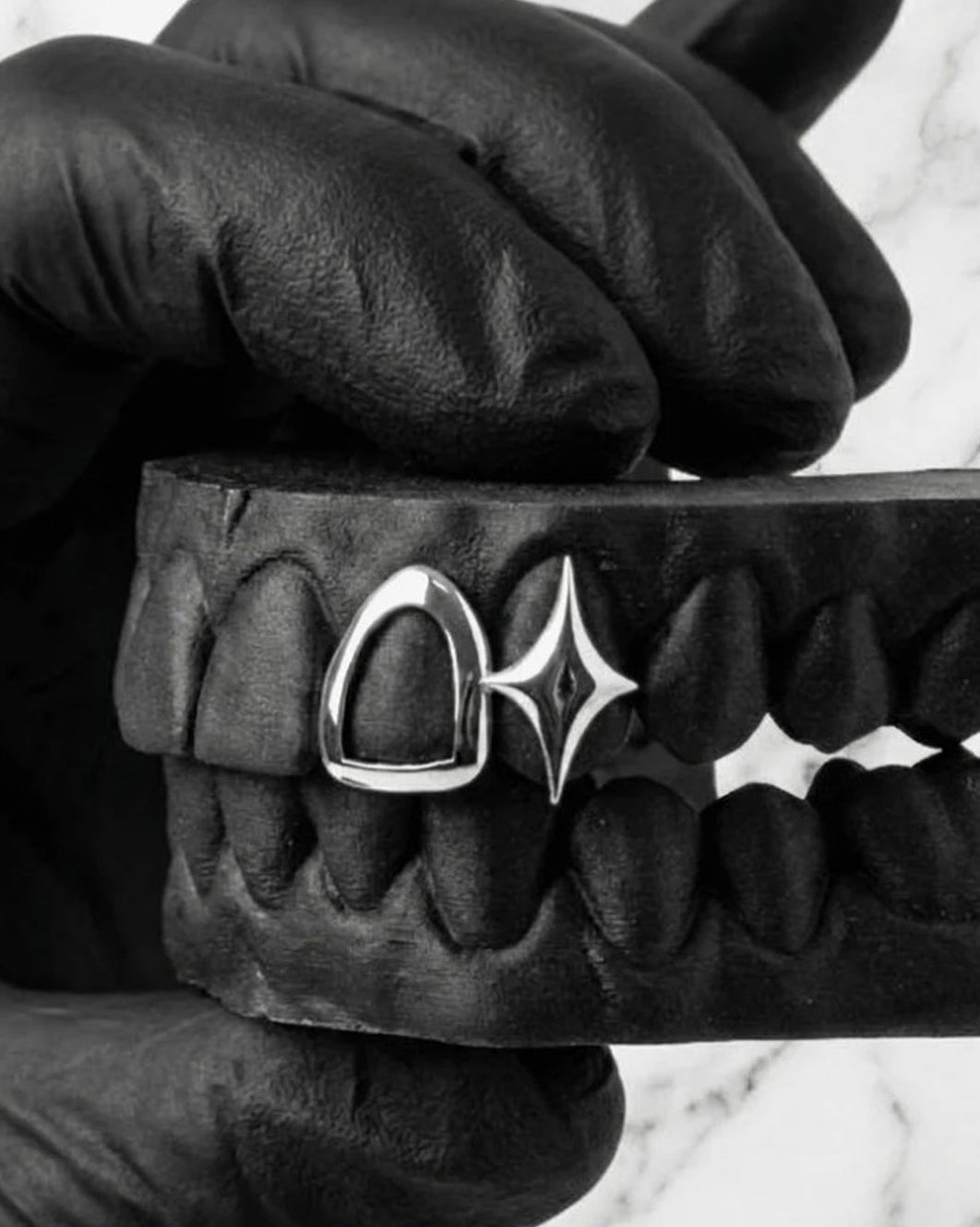 Custom Iced-Out Style Grillz