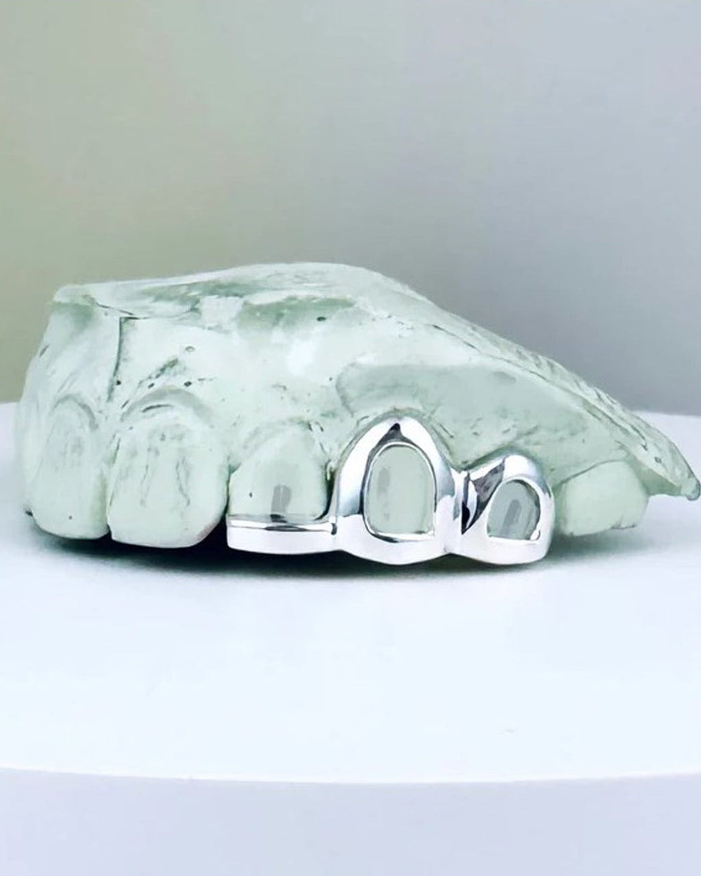 Custom Window Cap Grillz