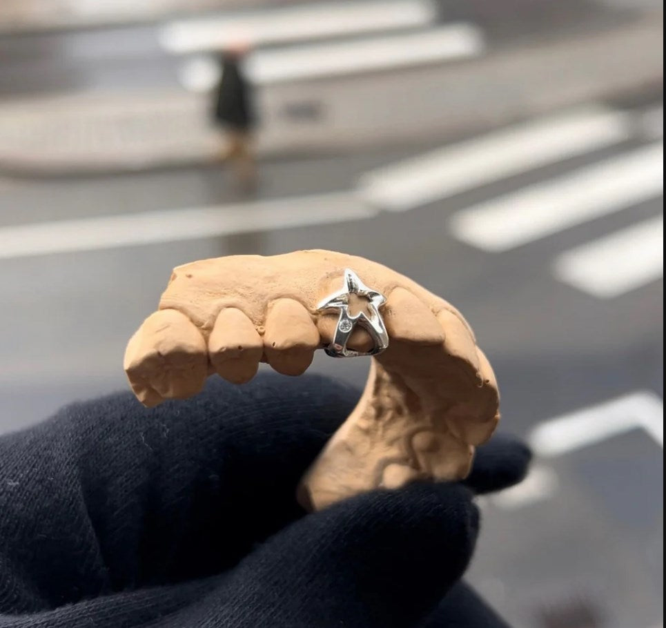 Custom Star Design Grillz with Swarovski Gemstone